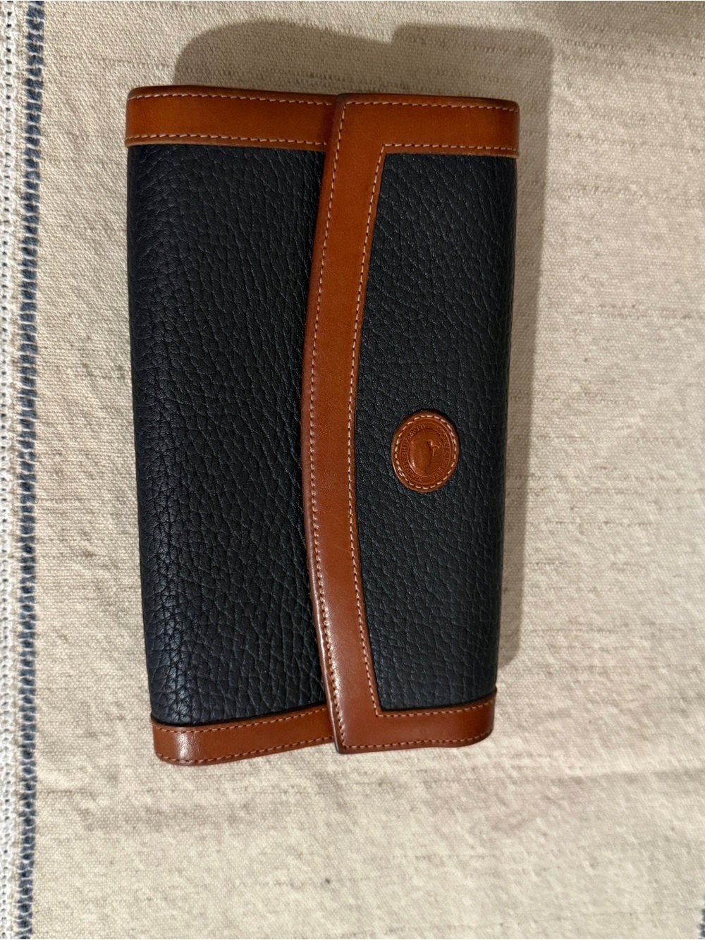 Vintage Dooney & Bourke AWL Leather Black & Tan Bucket Bag with Matching Wallet - Picture 11 of 14